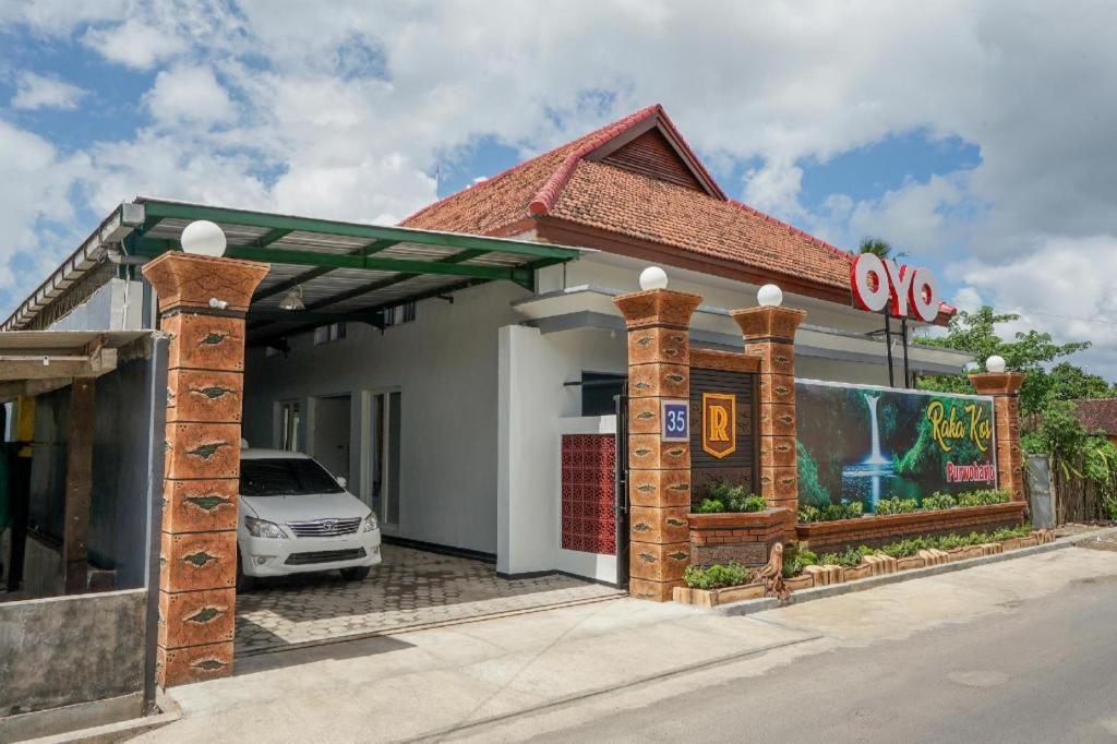 Oyo 477 Raka Residence Syariah Purwoharjo Banyuwangi บันยูวังงี ภายนอก รูปภาพ